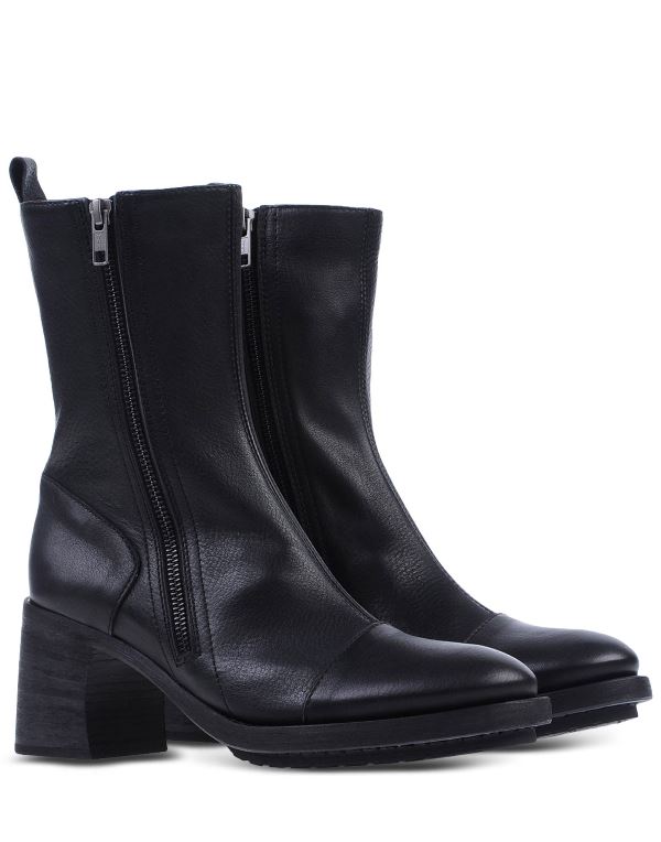 ann-demeulemeester-black-double-zip-ankle-boots
