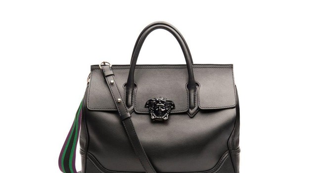 Gigi-Hadid-Versace-black-bag-1