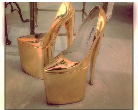 Kim-kardashian-milf-money-brian-atwoood-heels