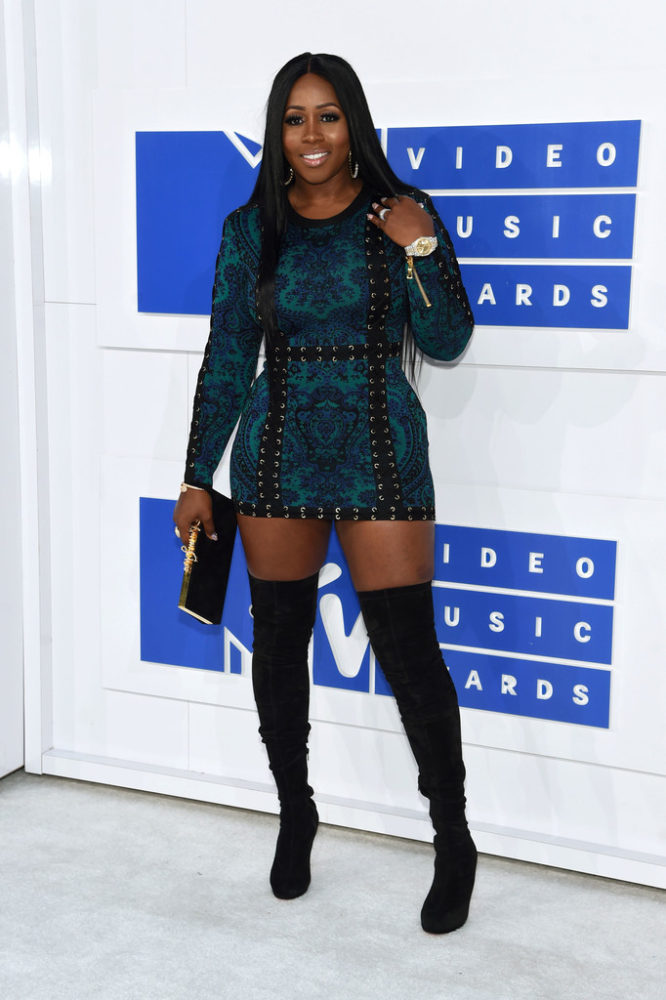 2016+MTV+Video+Music+Awards+Arrivals-remy-ma