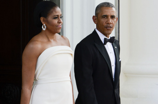 4 First Lady Michelle Obama wears a Custom Brandon Maxwell Strapless Ivory Sponge Crepe Gown to the White House State Dinner