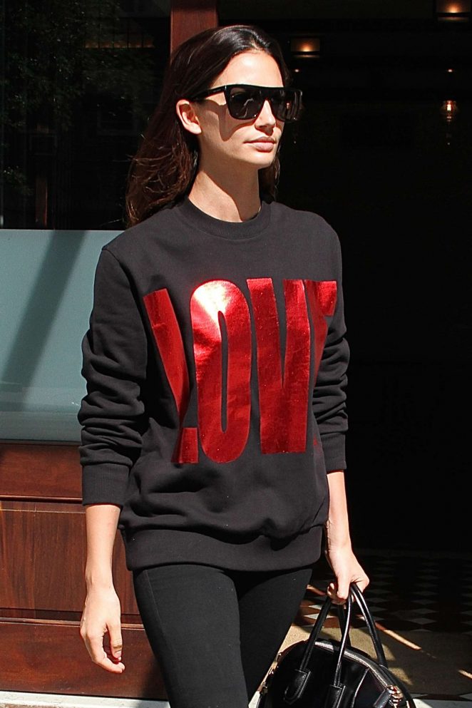 Lily-Aldridge--Leaving-Greenwich-Hotel-givenchy-1