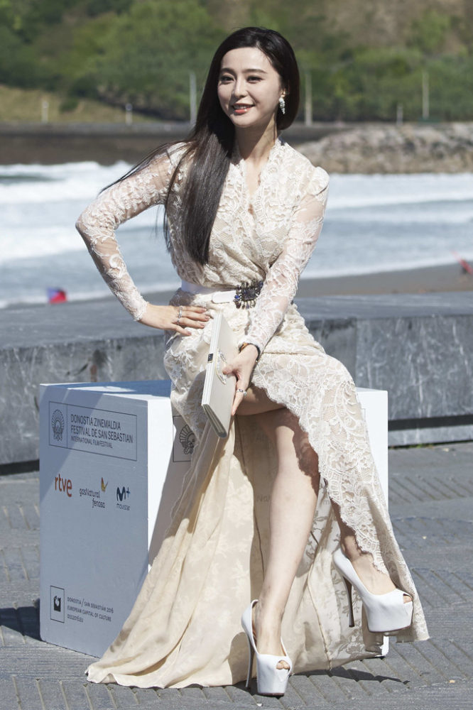 Fan+Bingbing+Not+Madame+Bovary+Photocall+64th-mcqueen-1