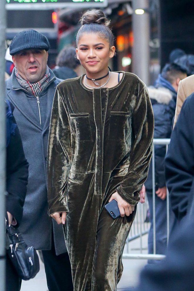 zendaya-in-jumpsuit-out-in-new-york-daya-2