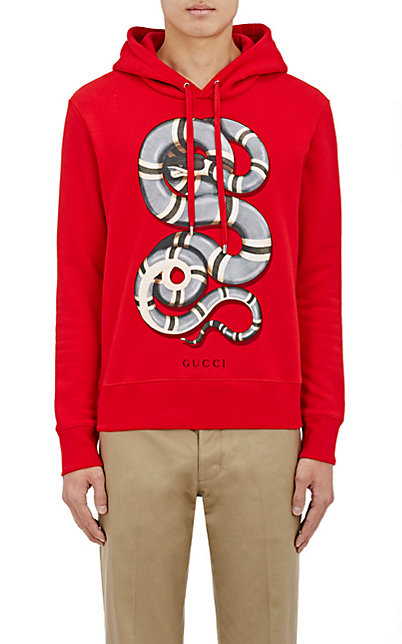 kevin-hart-basketball-game-gucci-snake-graphic-hoodie-gucci-ace-low-top-sneakers