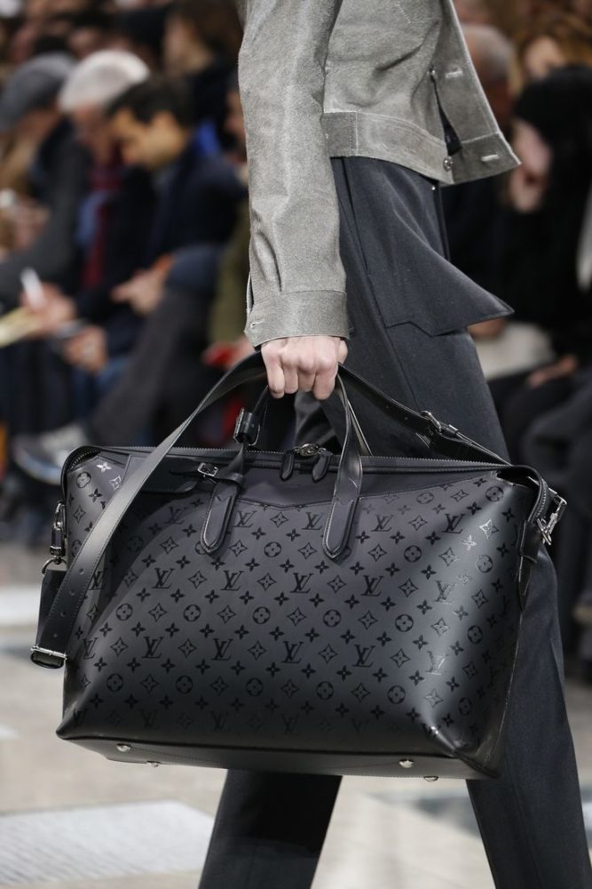 Louis Vuitton Gets Block Against  Sellers in Knock-off Case – WWD