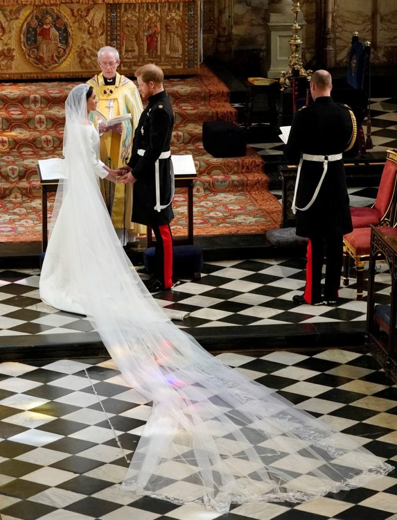 The Royal Wedding: Princess Meghan Markle Greets her Prince at the ...