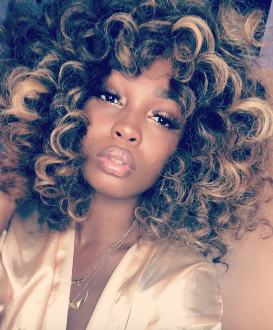 Hairstylist Spotlight: Bella Evans, Natural Hair, Alopecia, and Wig  Specialist