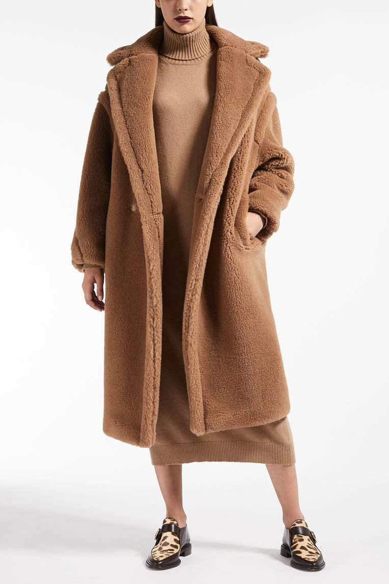 Winter-wardrobe-must-have-the-teddy-bear-coat 25