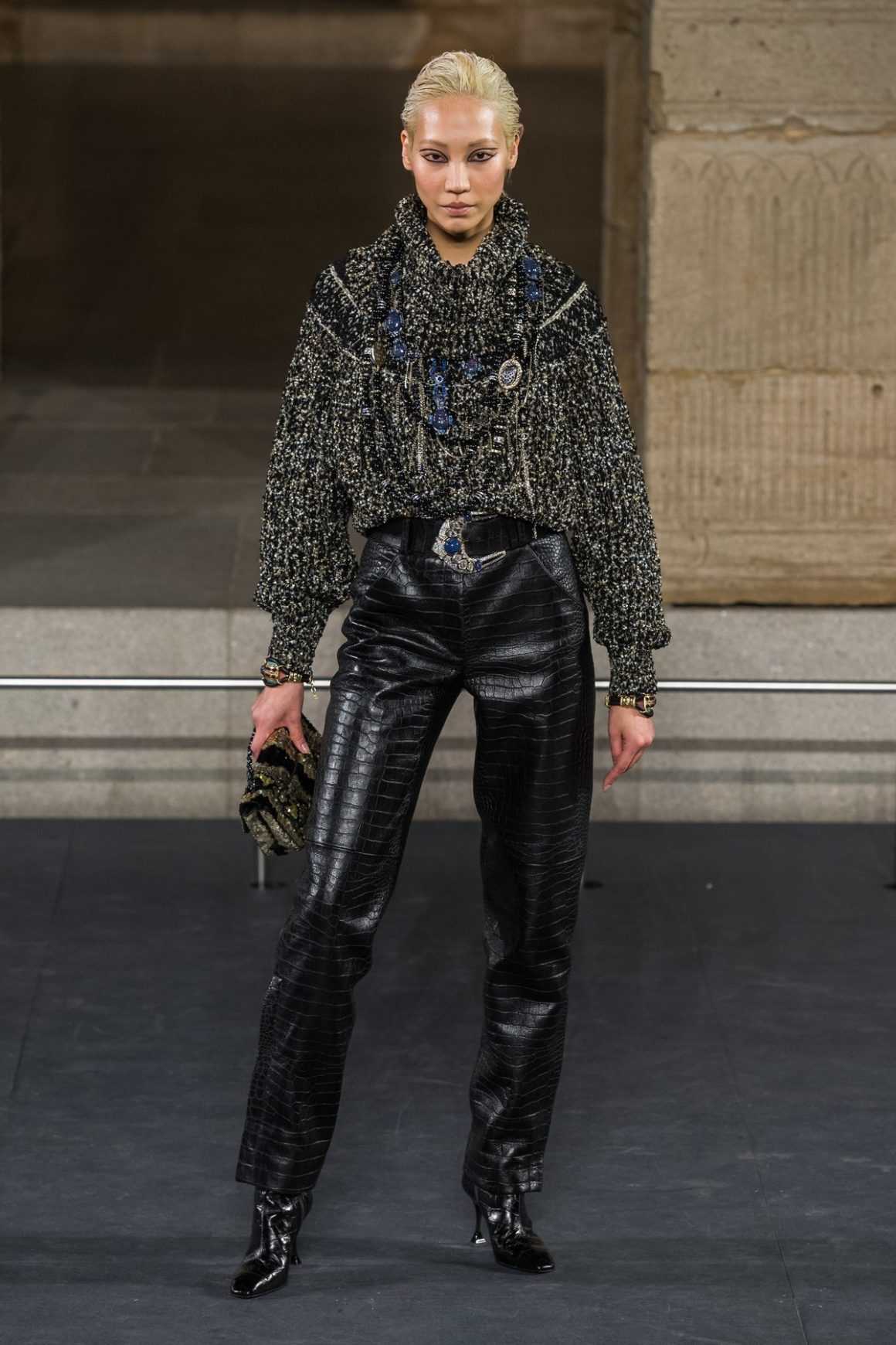 A Week in Pre-Fall Fashion: Alexander Wang Collection 2, Versace Pre ...