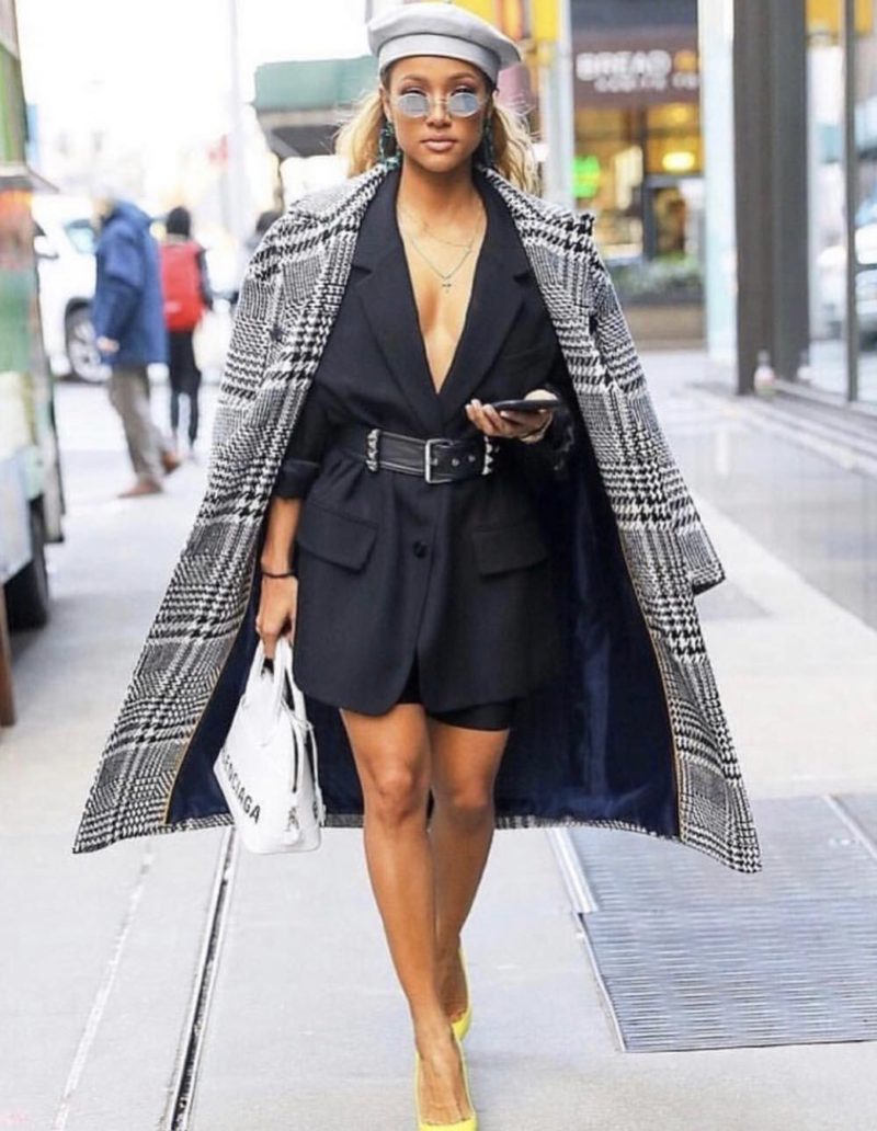 Top 6 Looks of the Day 2/17/19: Mary J Blige in Safiyaa, Karrueche in ...