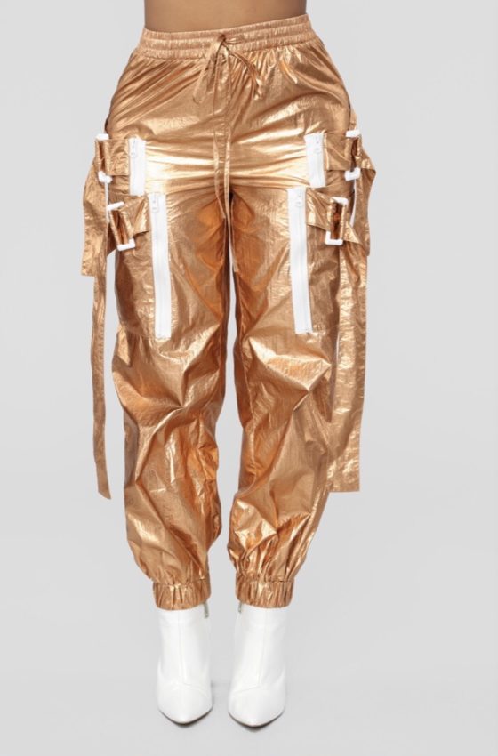 Jenny Lin Keeps it Fly in these Metallic Rose Gold Pants from Fashion Nova