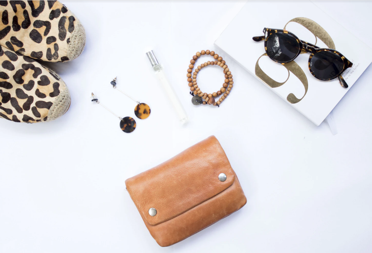 5 Fashion Accessories That Can Outfit
