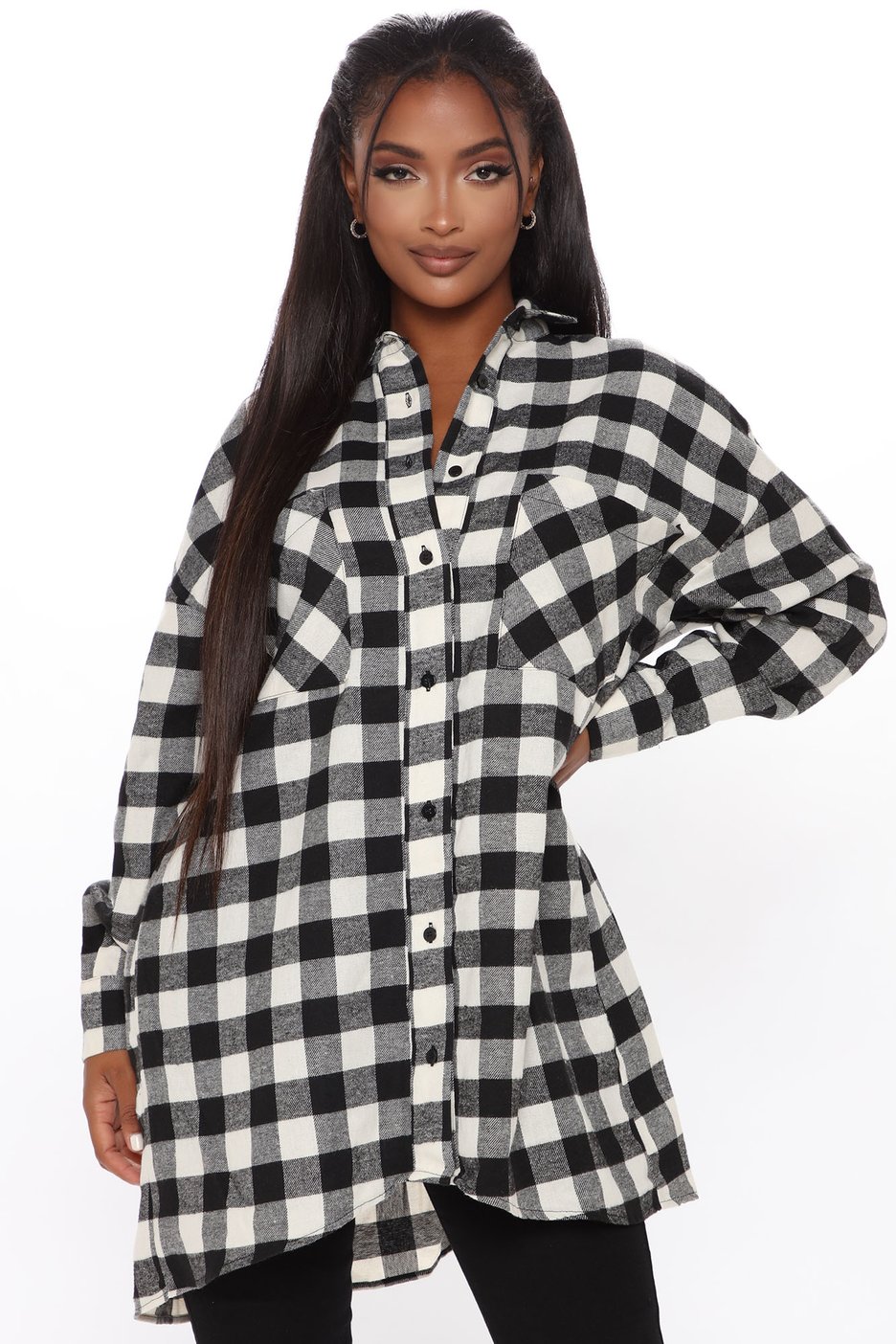 Brooke Valentine – Rocks Spending Nova Plaid Time and While With Bomb Fashion Tunic Chí Fashion Daily White Black Her Daughter