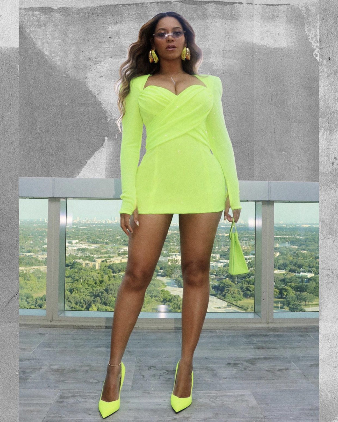 Beyonce Hit Us With Two News Looks Including a Neon Balmain Dress Custom TLZ LFemme Snake Print Shirt Jacquemus Leather Shorts and Francesco Russo Snakeskin Ankle Strap Sandals9
