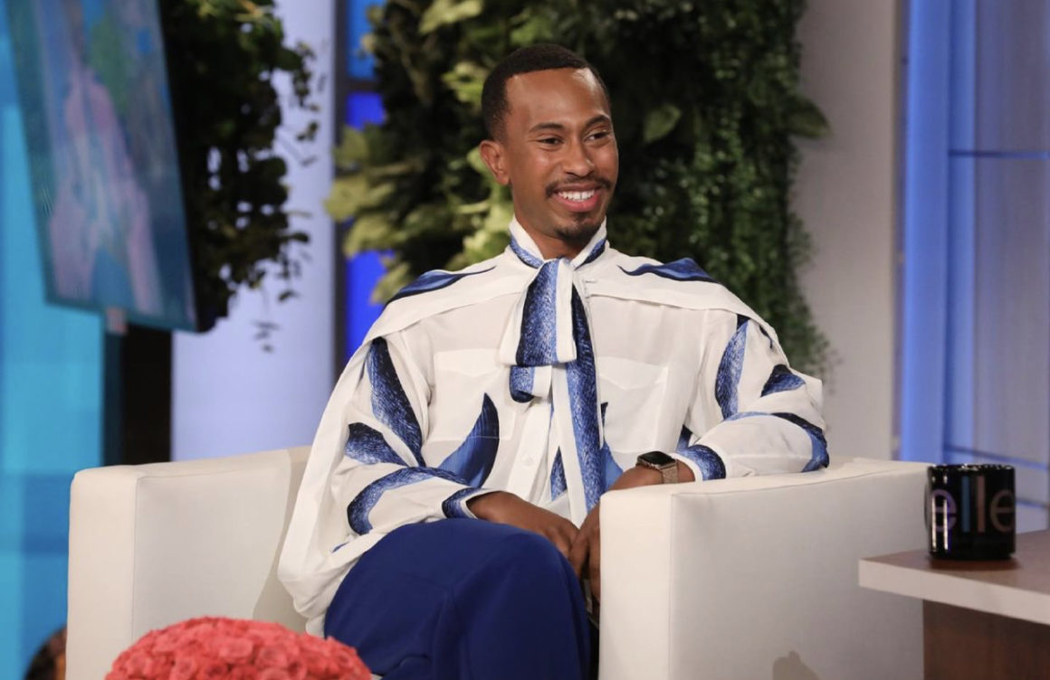 Kalen Allen Co Hosts The Ellen Show for Juneteenth Wearing a Burberry Blue and White Bow Detail Blouse and Express Blue Pants4