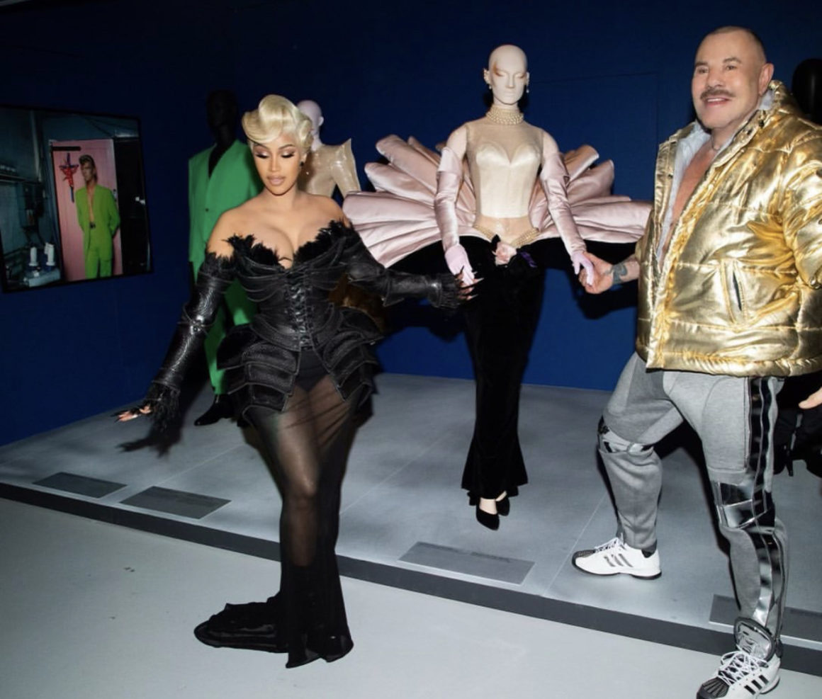 Cardi B Makes an Epic Return to Paris Fashion Week Wearing Mugler and Schiaparelli Looks10