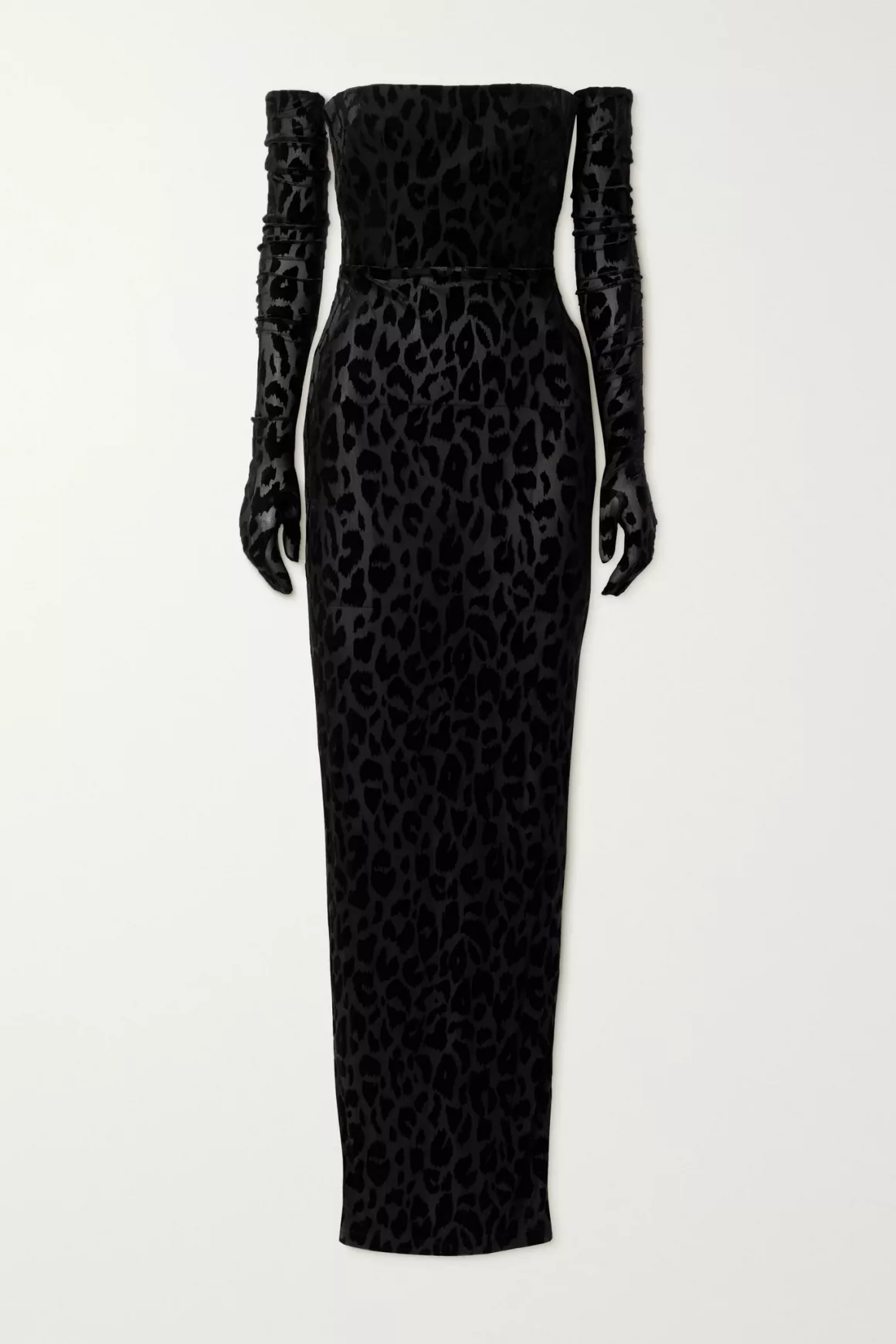 Sabrina Elba Stuns in Alex Perry Black Velvet Off Shoulder Leopard Print Dres at GQ Awards 2021 With Idris Elba2