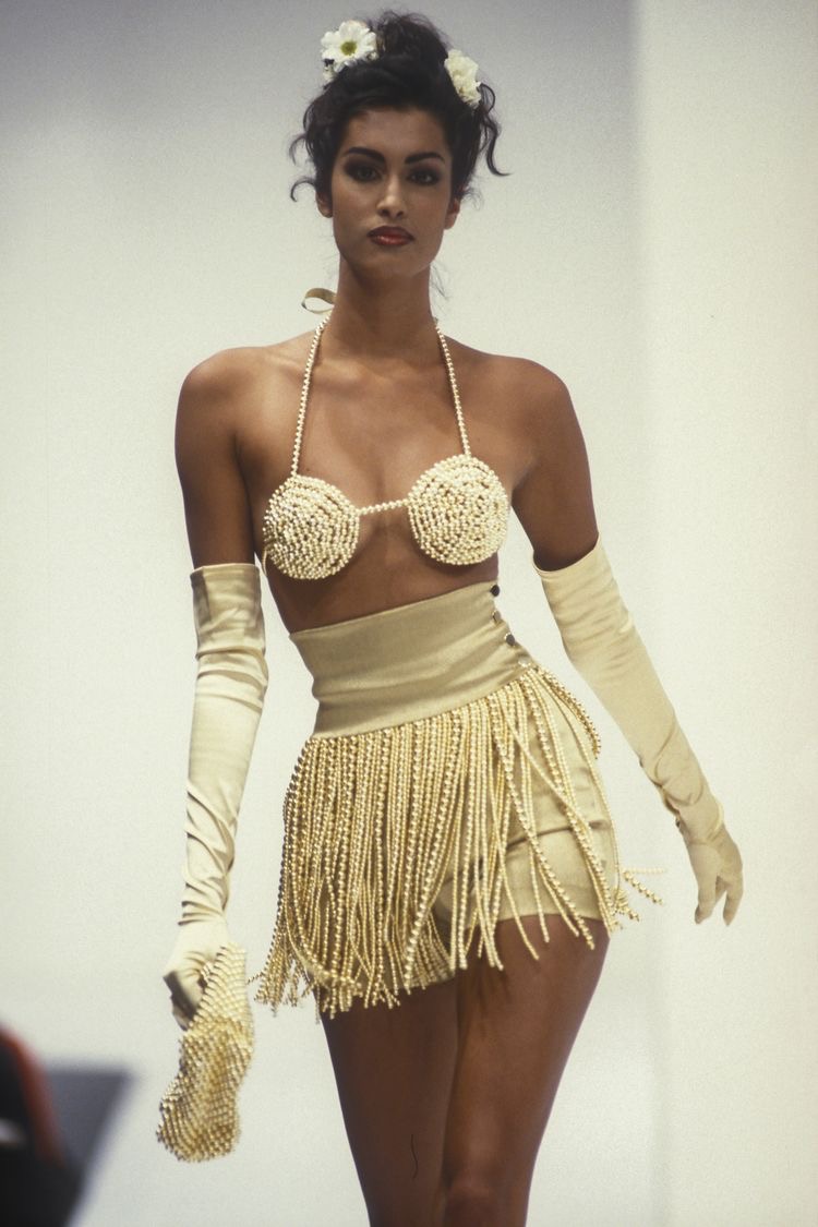 Ciara Continues to Celebrate Her Birthday Sharing Another Archive Dolce and Gabbana Look Featuring SpringSummer 1992 Gold Beaded Ensemble2