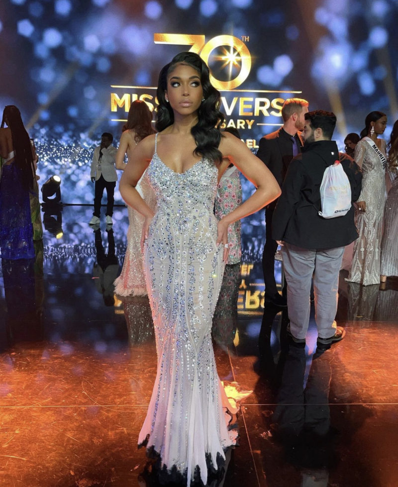 Lori Harvey Stuns at the 2021 Miss Universe Pageant Wearing Dolce and ...