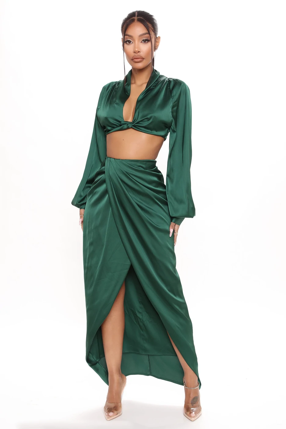 Ti Taylor Stuns in Fashion Nova Emerald Green Satin Skirt Set4.jpg