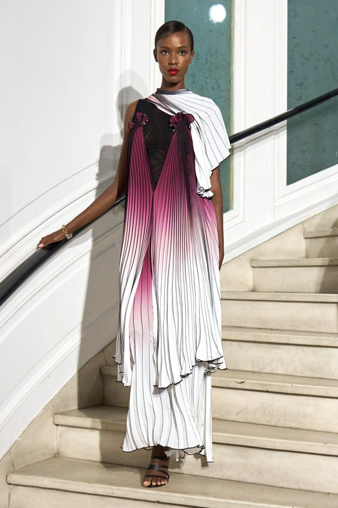 Christian Siriano Showcases Old Hollywood Glamour at New York Fashion Week Spring Summer 20235