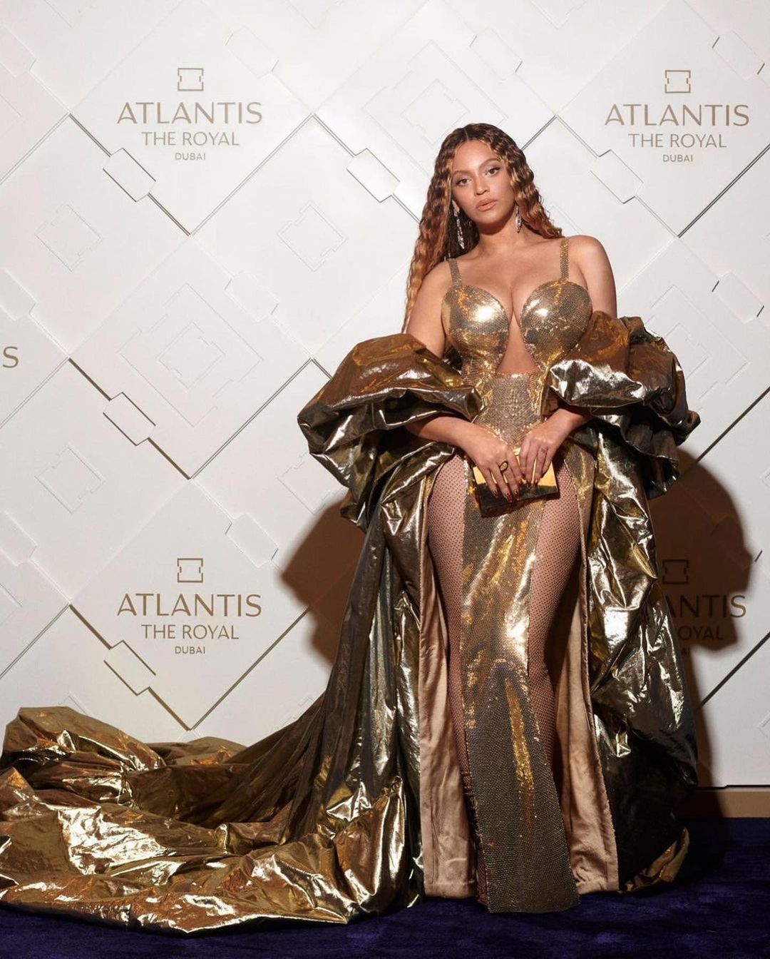 Beyoncé Wore 4 Colorful Looks During Her Private Performance at Dubai’s Atlantis The Royal: Including a Gold Dolce & Gabbana, a Yellow Atelier Zuhra, a Red Nicolas Jebran and More