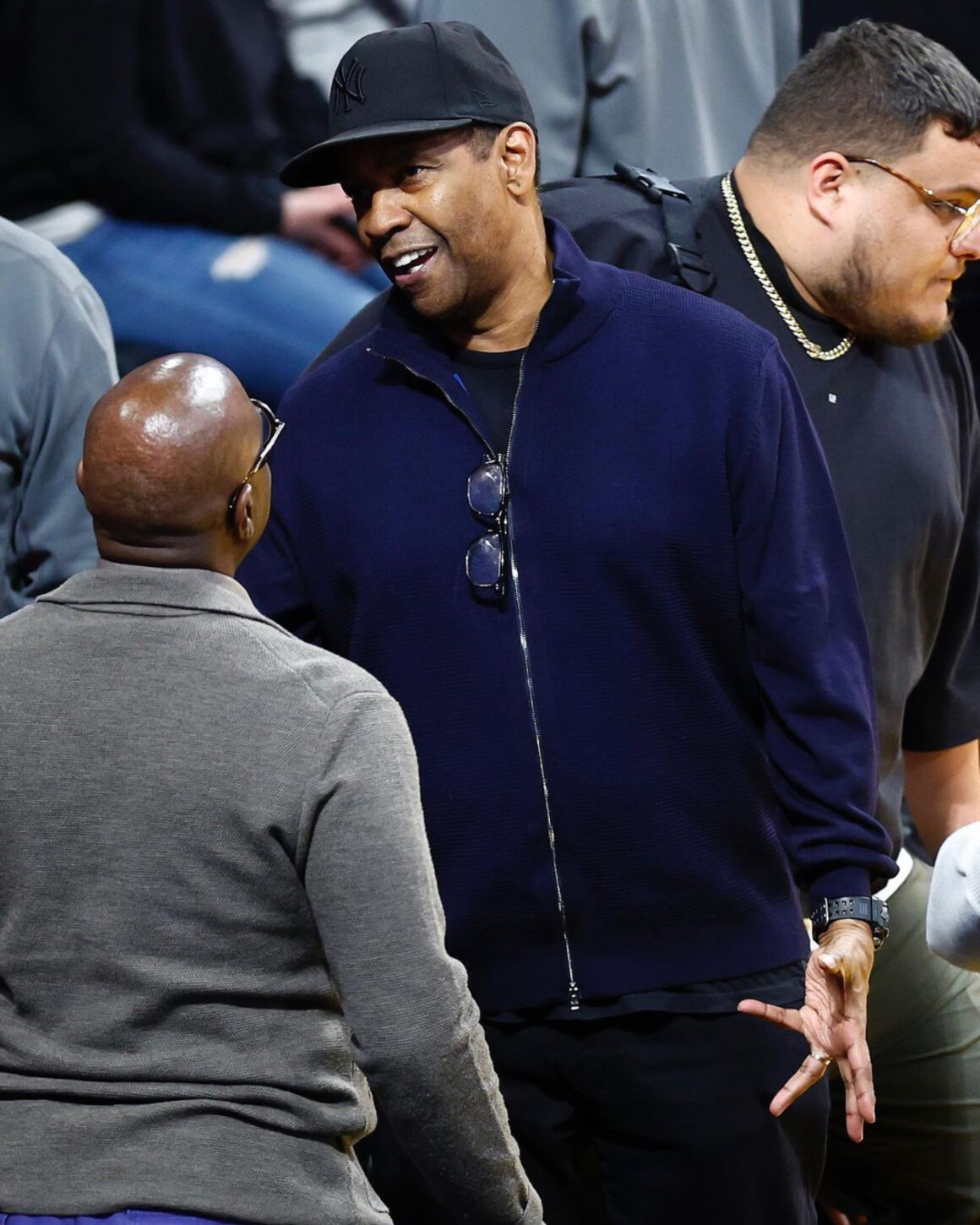 On the Scene Courtside at Lebron James' Record Breaking Game: Shannon Sharpe  in Louis Vuitton, Jay-Z in Kelly Rowland's Shop, Usher in Rick Owens and  More – Fashion Bomb Daily
