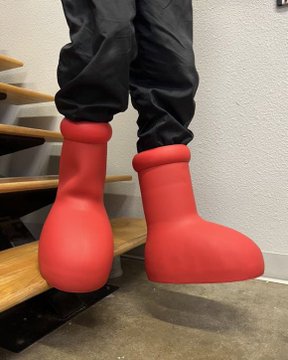 SPOTTED: Shai Gilgeous-Alexander Boldly Dons MSCHF's 'Big Red Boots' &  LOEWE – PAUSE Online