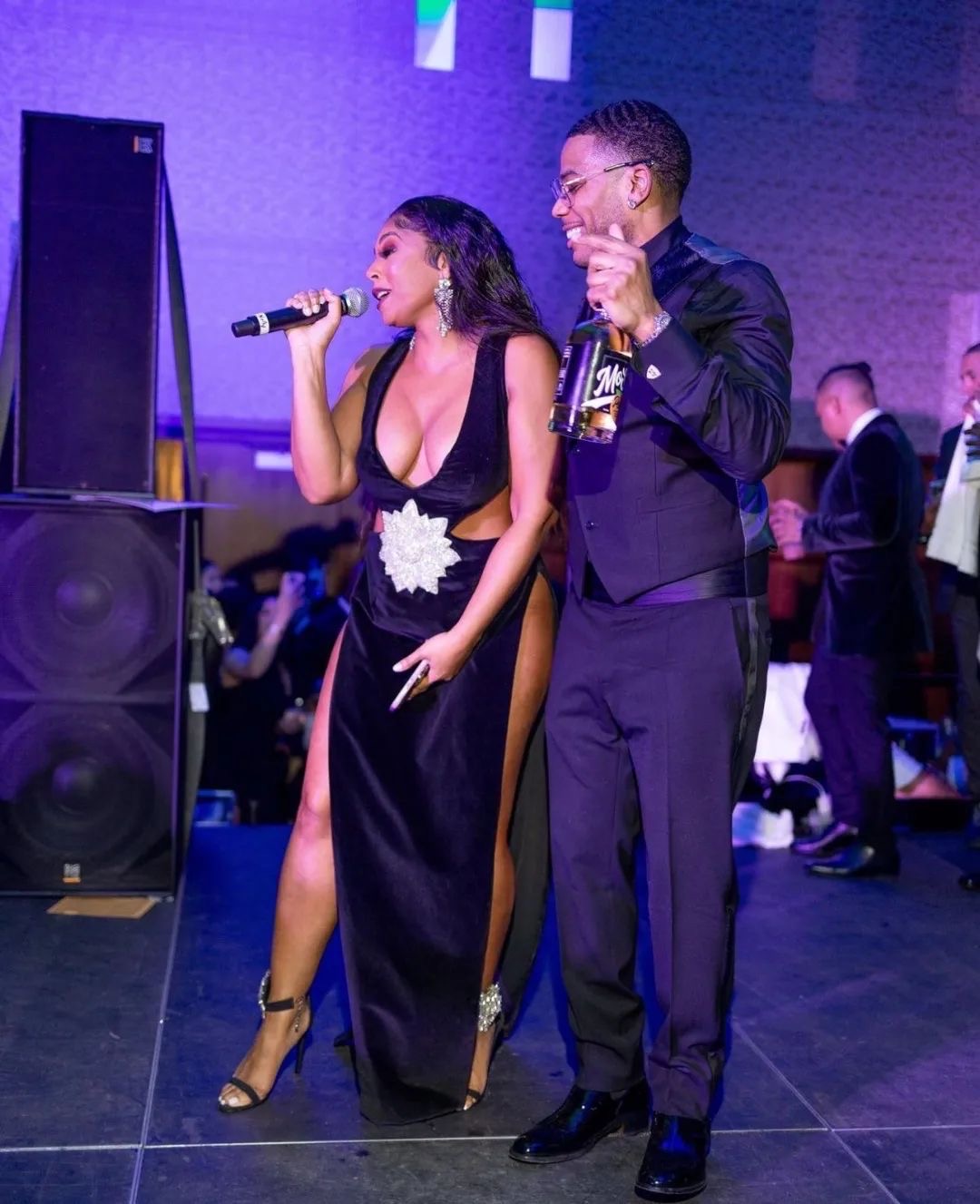 Fashion Bomb Couple Ashanti Attended the 2023 White Black Ball in a Kenny Kas Gown with Nelly Theyre Expecting 3