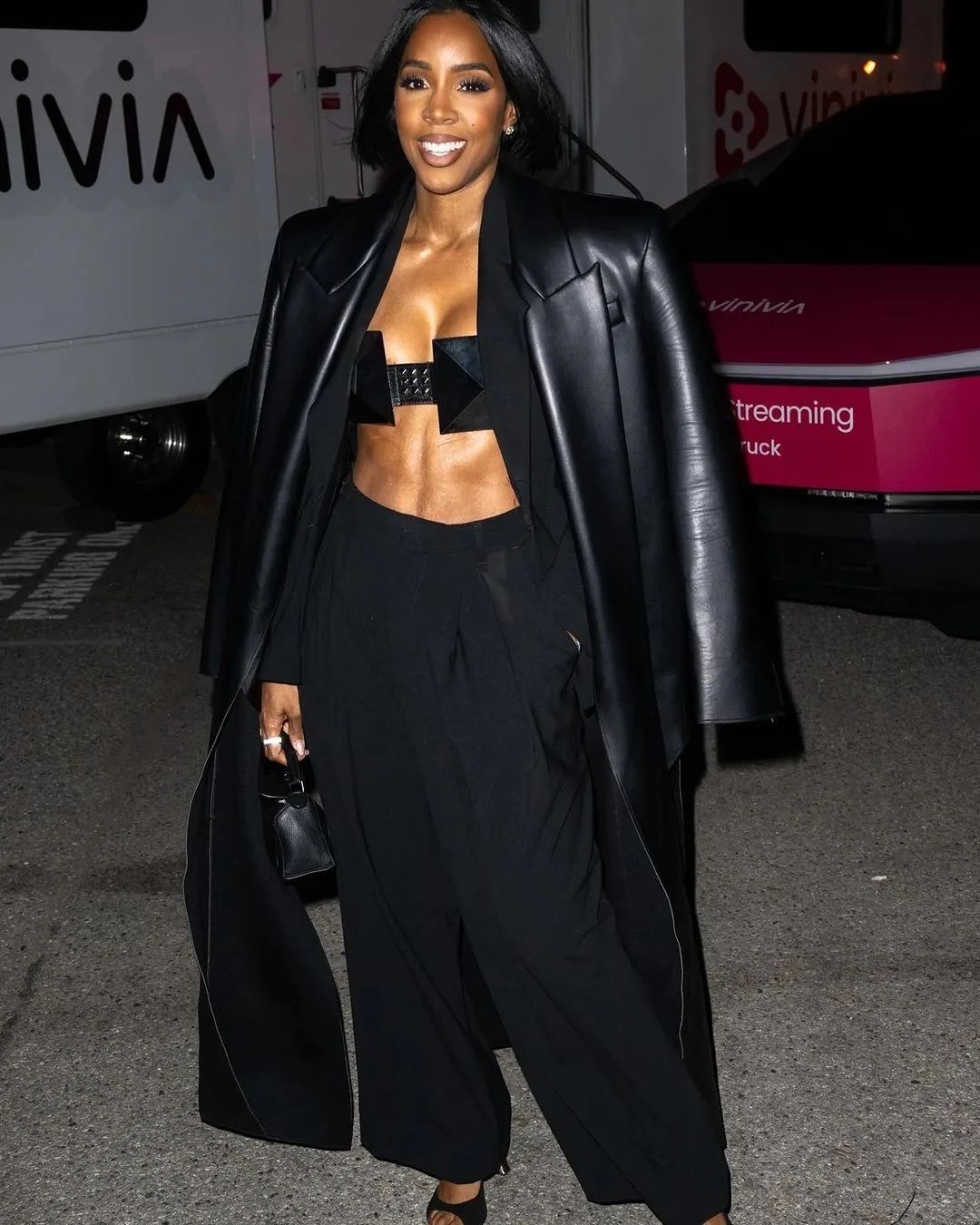 Kelly Rowland Wore a Black Giuseppe Di Morabito Look with a Metal Ashton Michael Bra and Black Ricagno Heels 2