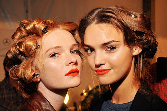 Beauty Bomb : Rock a Hot Bright Lip