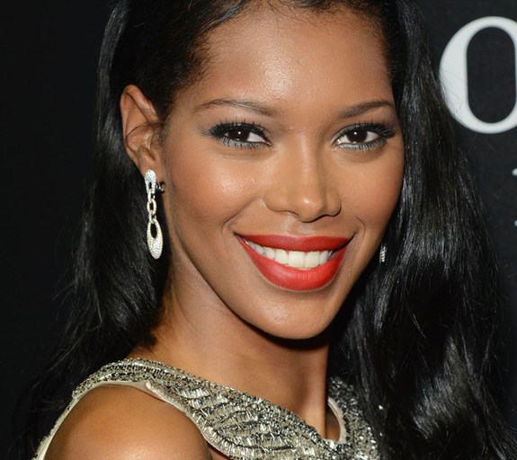 How to Choose Bridal Jewelry Necklace Online?