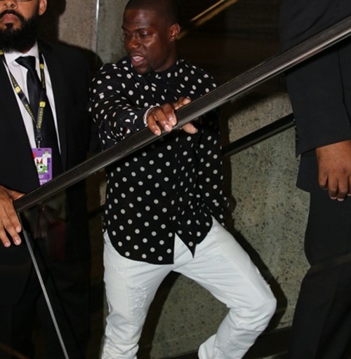 Men’s Fashion Flash: Kevin Hart’s Just for Laughs Montreal Saint Laurent Polka Dot Button Down Shirt