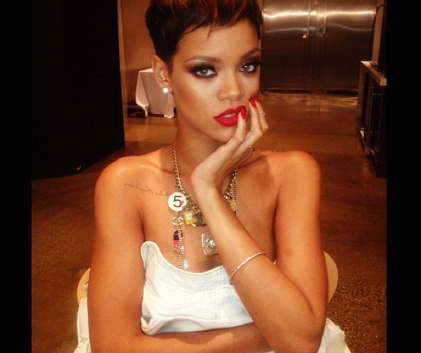 3 Ways to Style a Vintage Chanel Necklace