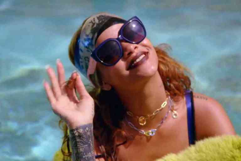 B*tch Better Have My Money #BBHMM Video Fashion Credits: Rihanna in Ulyana Sergeenko Spring 2015 Couture, Tom Ford Fall 2015, Adam Selman Spring 2015, and more!