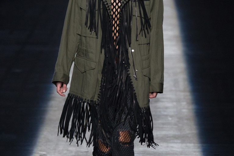 Alexander Wang Ready-to-Wear Spring 2016 (Gallery)