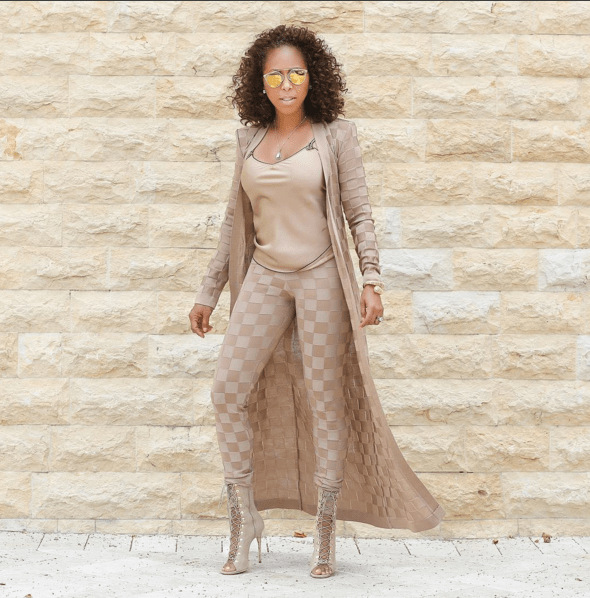 The Fab List: 25 Times Celebrities Rocked the Duster Coat Trend + How Do You Wear It?
