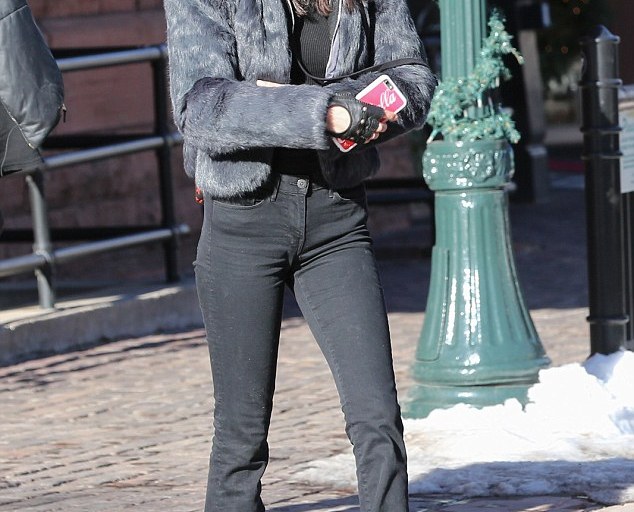 Splurge: Bella Hadid’s Aspen 3×1 W2 Split Seam Bell Jeans