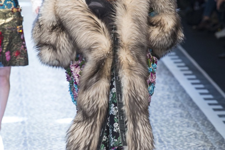 Marjorie Harvey, Jason Harvey, and Amanda Harvey Walk in Dolce & Gabbana’s Fall 2017 Show