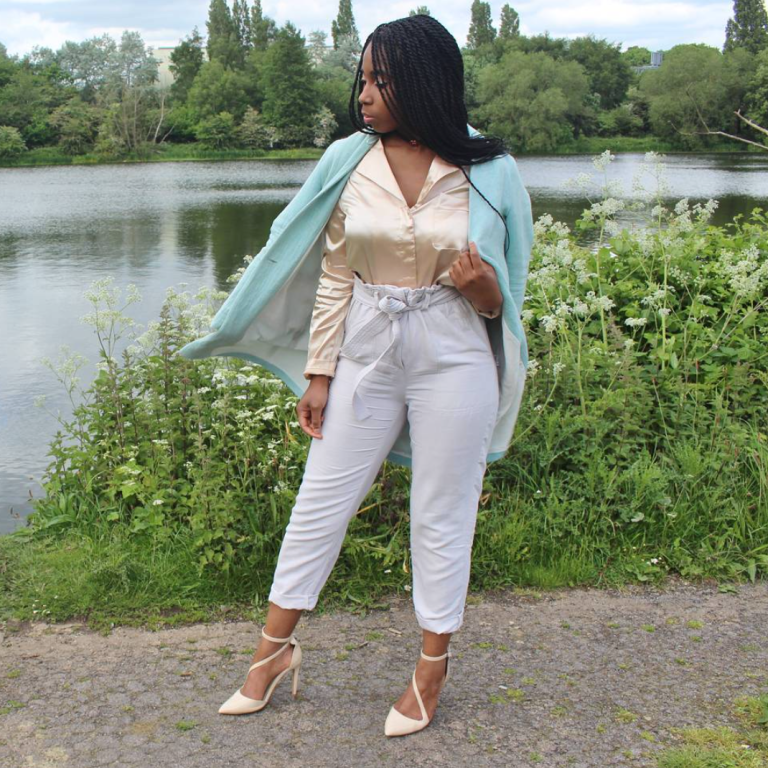 Fashion Bombshell of the Day: Shara from the UK