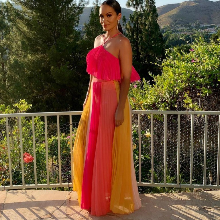Evelyn Lozada Catches The Golden Hour in Her Fashion Nova Set!