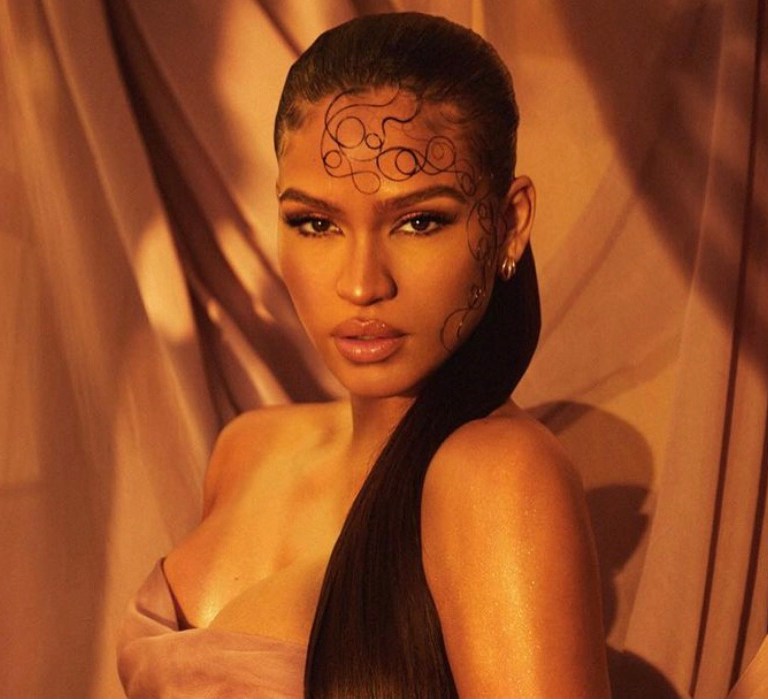 Cassie Announces Second Pregnancy with a Radiant Photoshoot