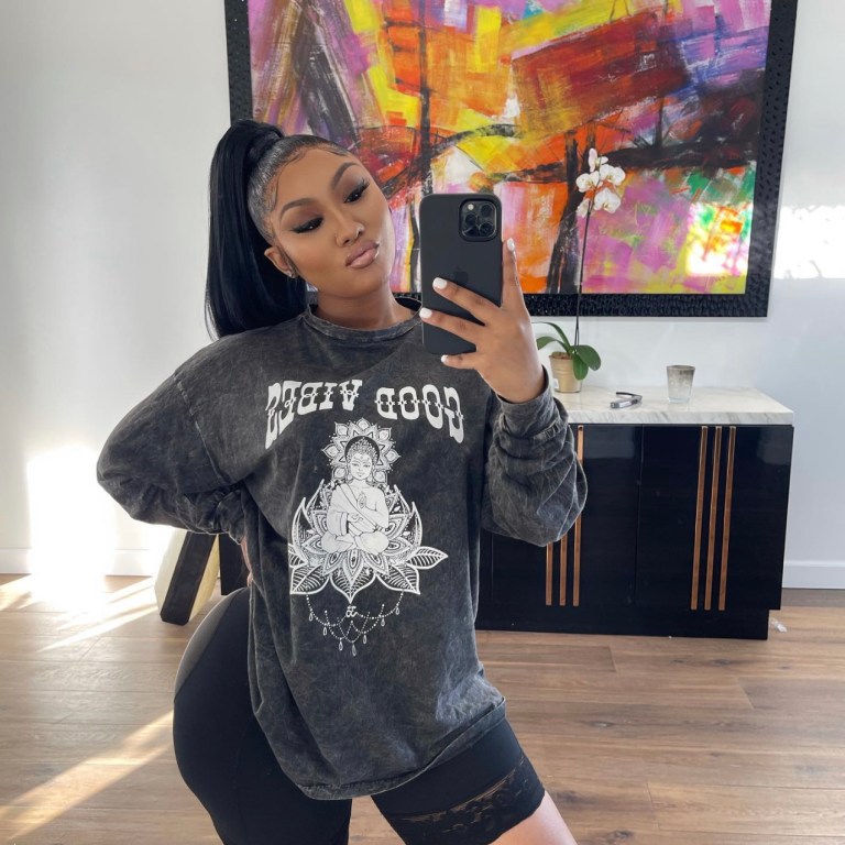 Ari Fletcher Spreads Good Vibes in Grey Fashion Nova Long Sleeve Top
