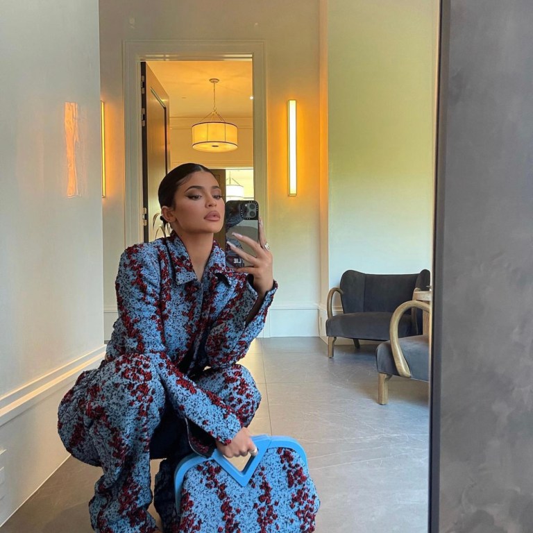 Kylie Jenner Snags Mirror Selfie in Full Bottega Veneta Spring 2021 RTW Red and Blue Embellished Boucle Look