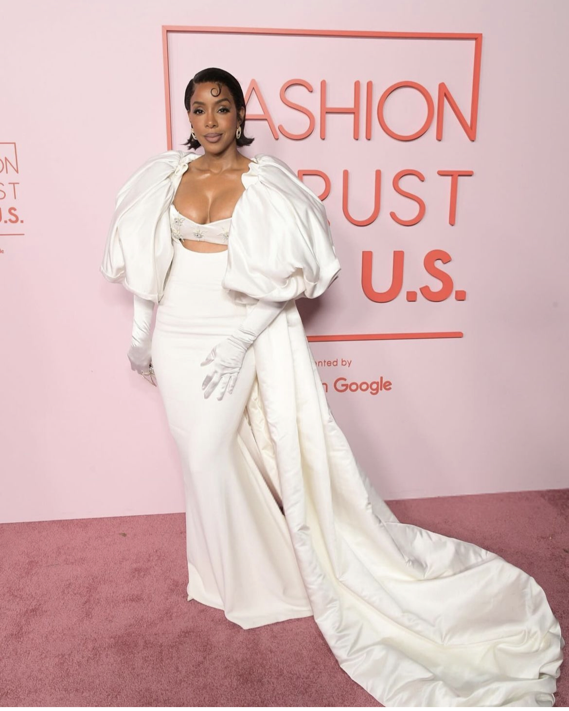 On the Scene The Fashion Trust Awards featuring Kelly Rowland and Liza Koshy in Harbison Studio Karrueche Tran in LaQuan Smith Janelle Monae in Sergio Hudson More 7