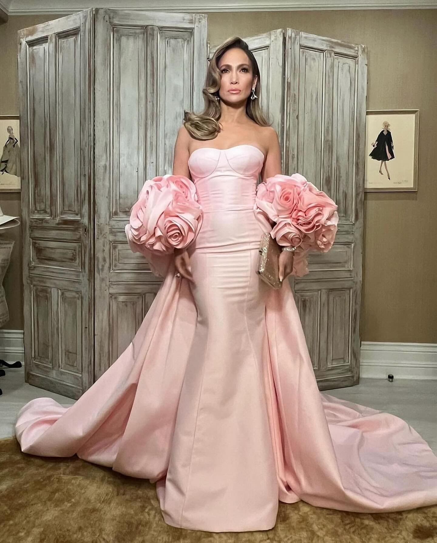 J Lo In Nicole Felicia Couture At The Golden Globes