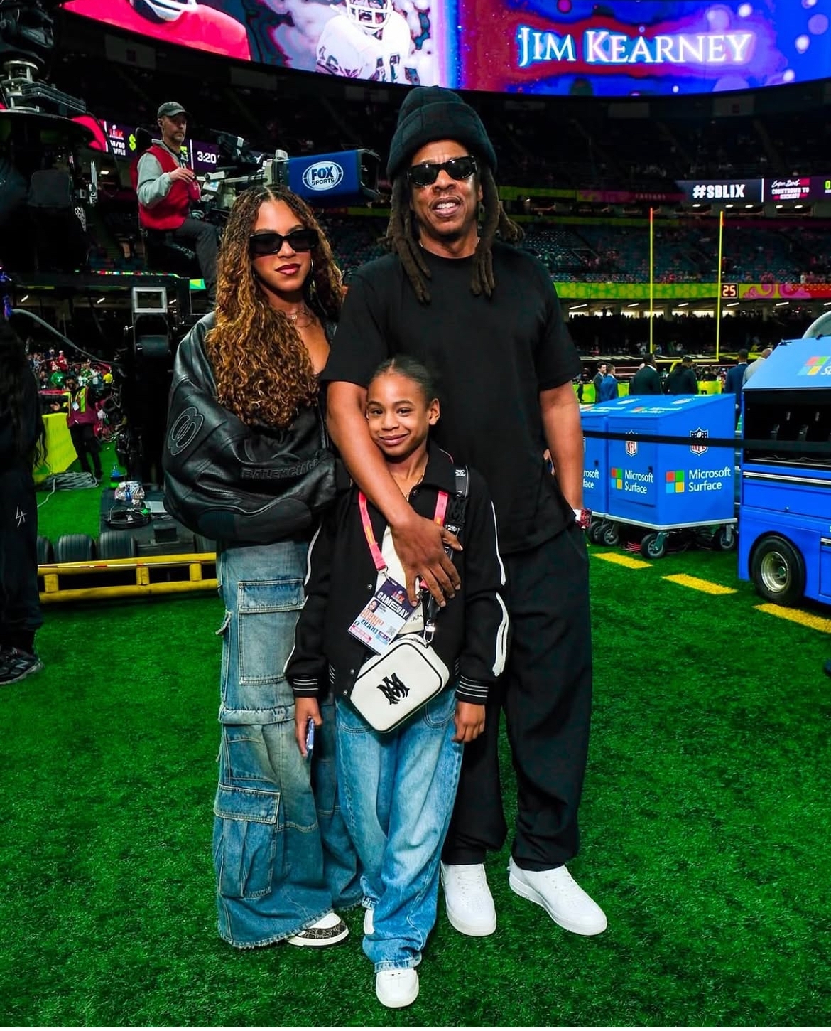 Fasion Bomb Kids Jay Z Attended The Superbowl In An All Black Look With Blue Ivy In A Black Balenciaga Leather Jacket And Rumi Rocking A Black And White Amiri Crossbody 1