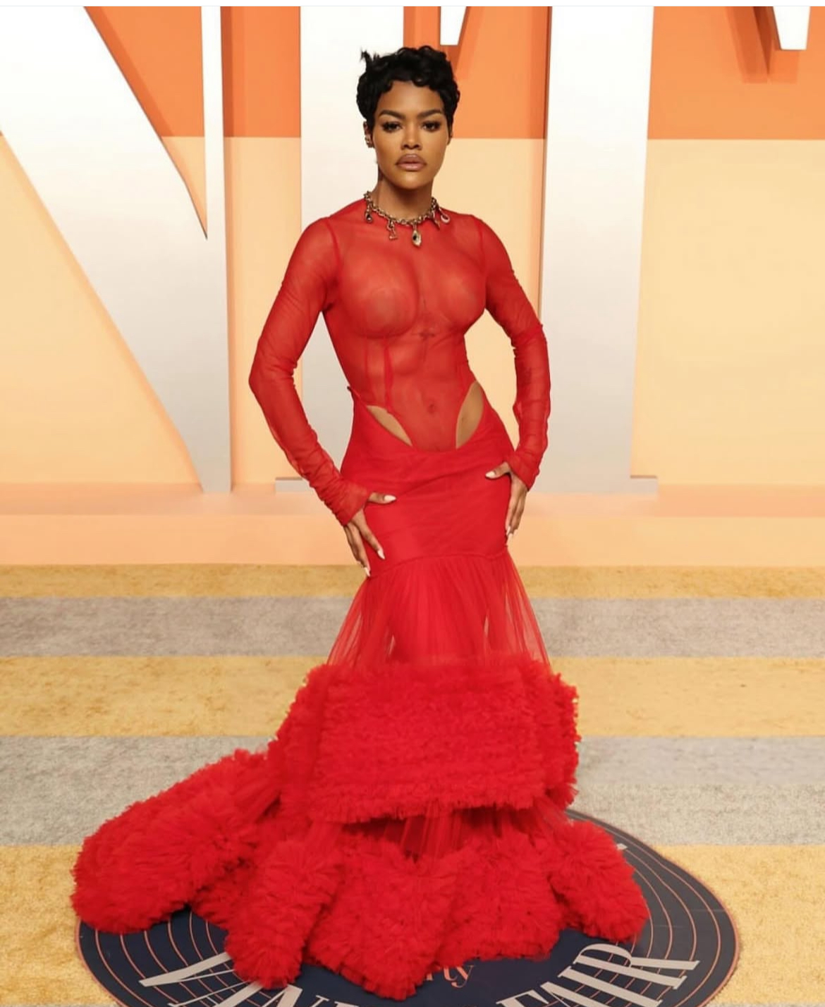 Vanity Fair Oscar After Party 2025 Megan Thee Stallion Looks Sizzling Hot In A Custom Green Feather Gown Halle Berry Stuns In A Silver Georges Chakra Dress 1