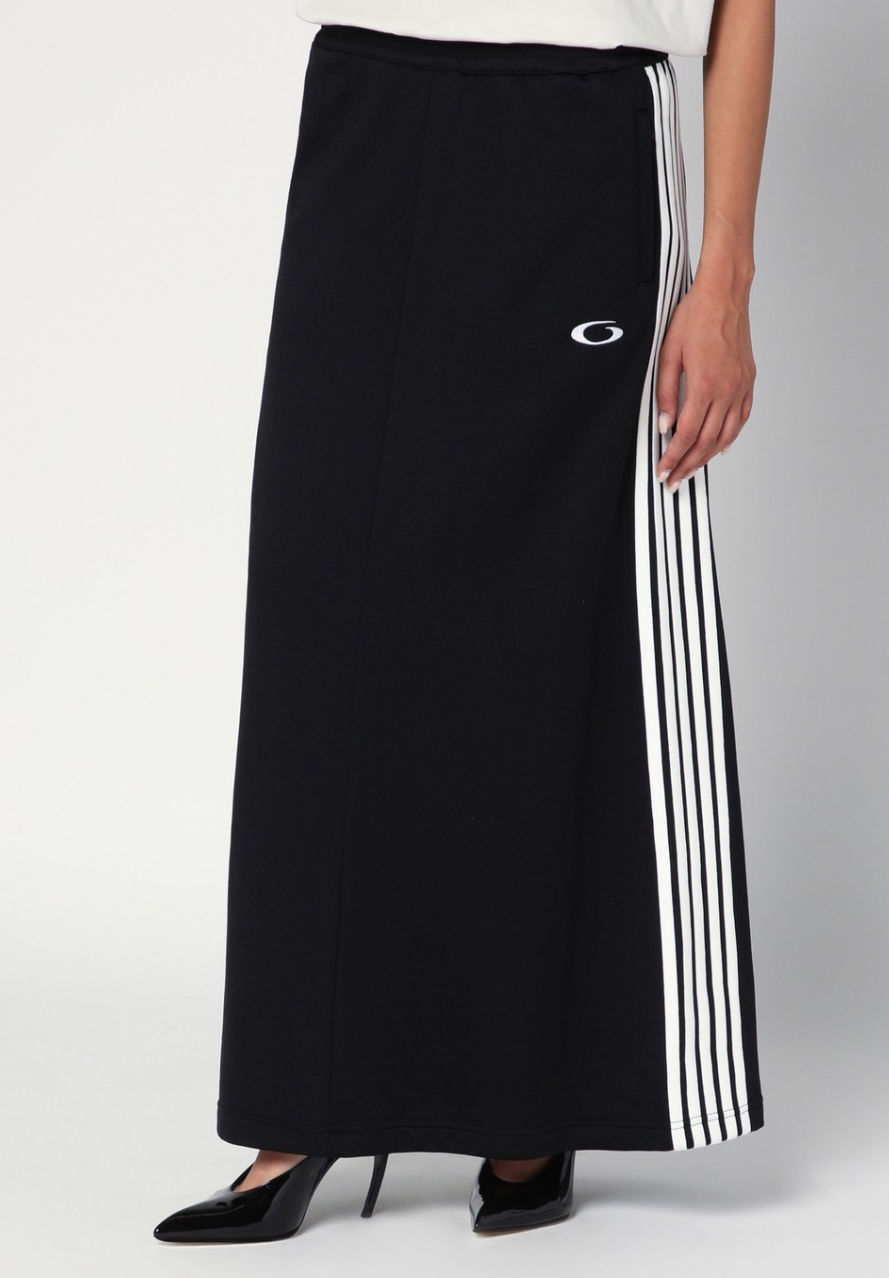 0 Rihanna Steps Out At Giorgio Baldi In A Checked Gray Miu Miu Jacket Balenciaga Skirt And Amina Muaddi Snake Boots